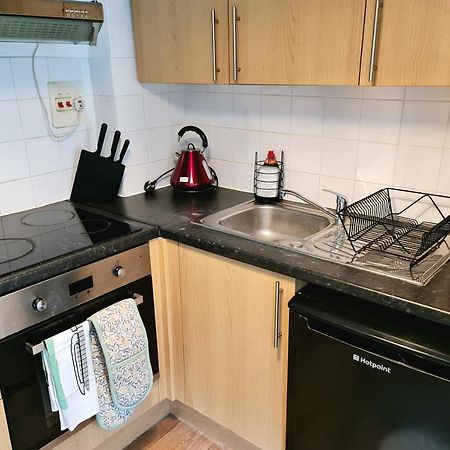 Elegant 1-Bedroom Apartment In Camden Town Londres Exterior foto