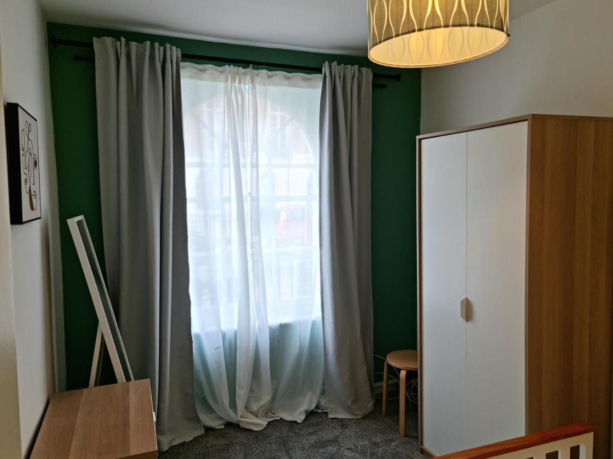 Elegant 1-Bedroom Apartment In Camden Town Londres Exterior foto